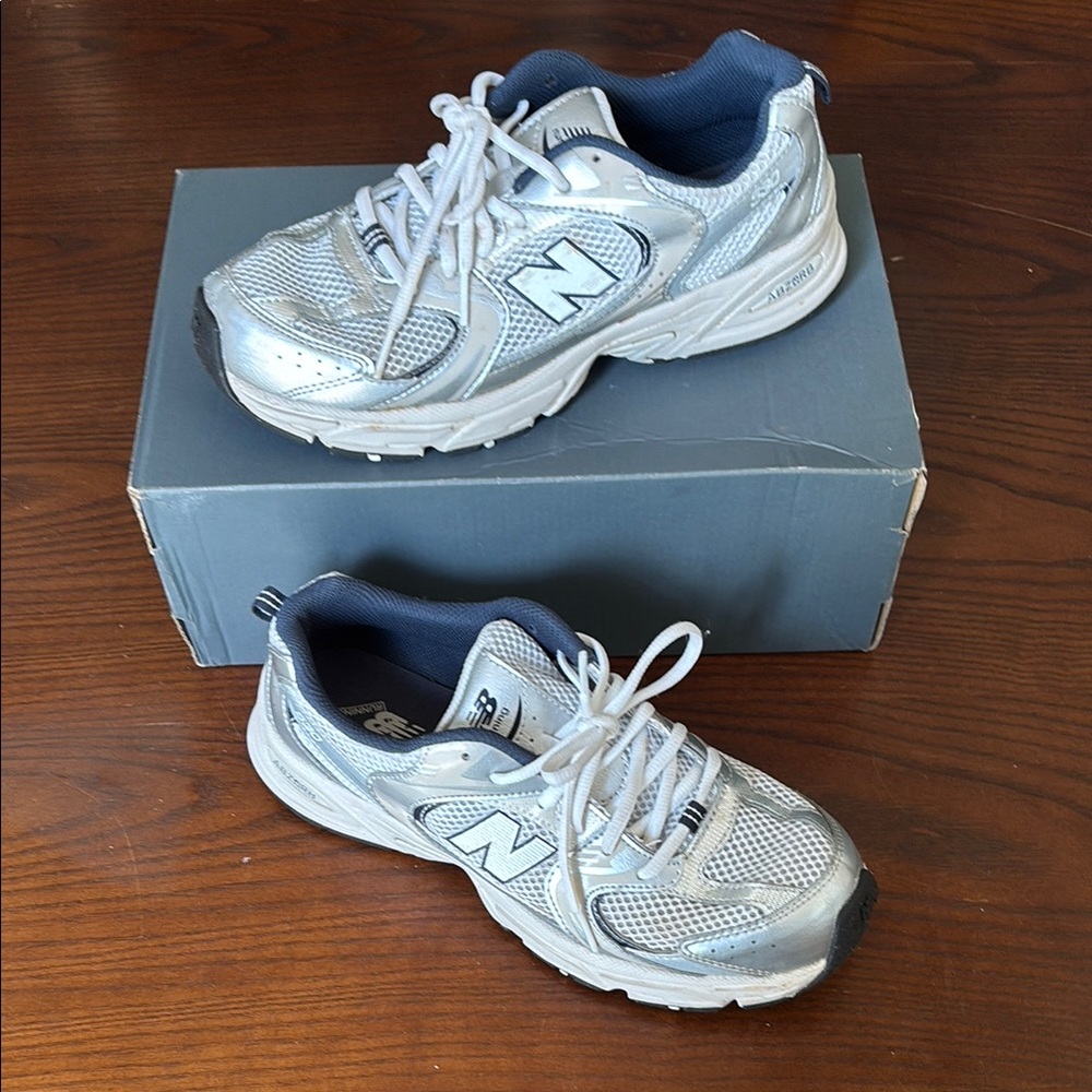 New Balance 530 Sneakers